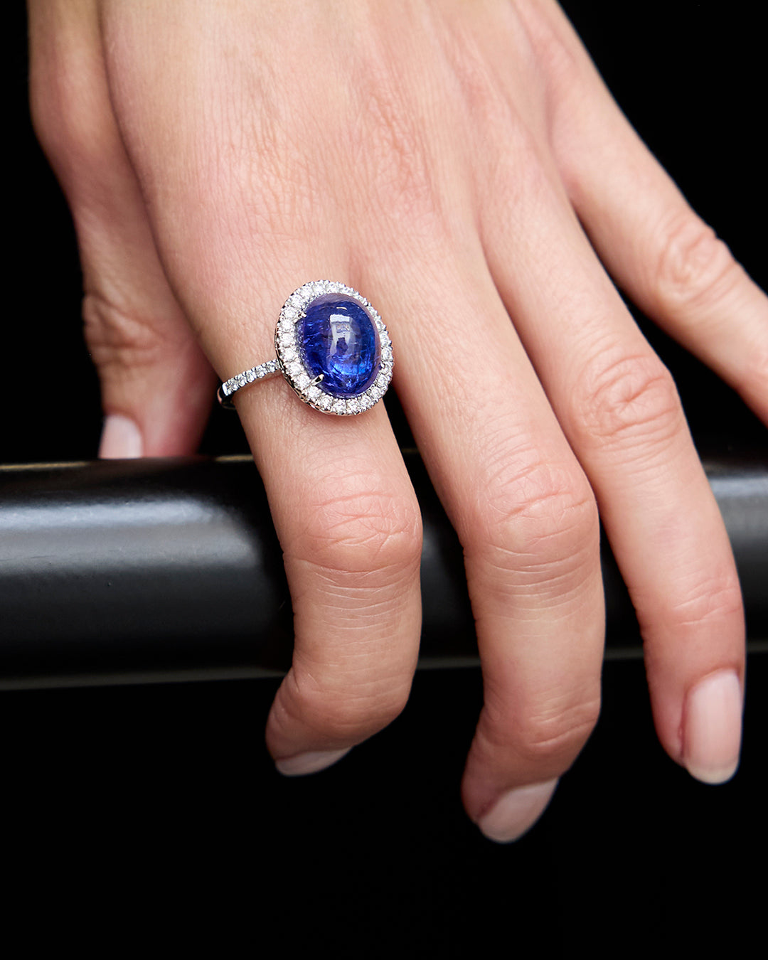 AZURA SAPPHIRE DIAMOND RING