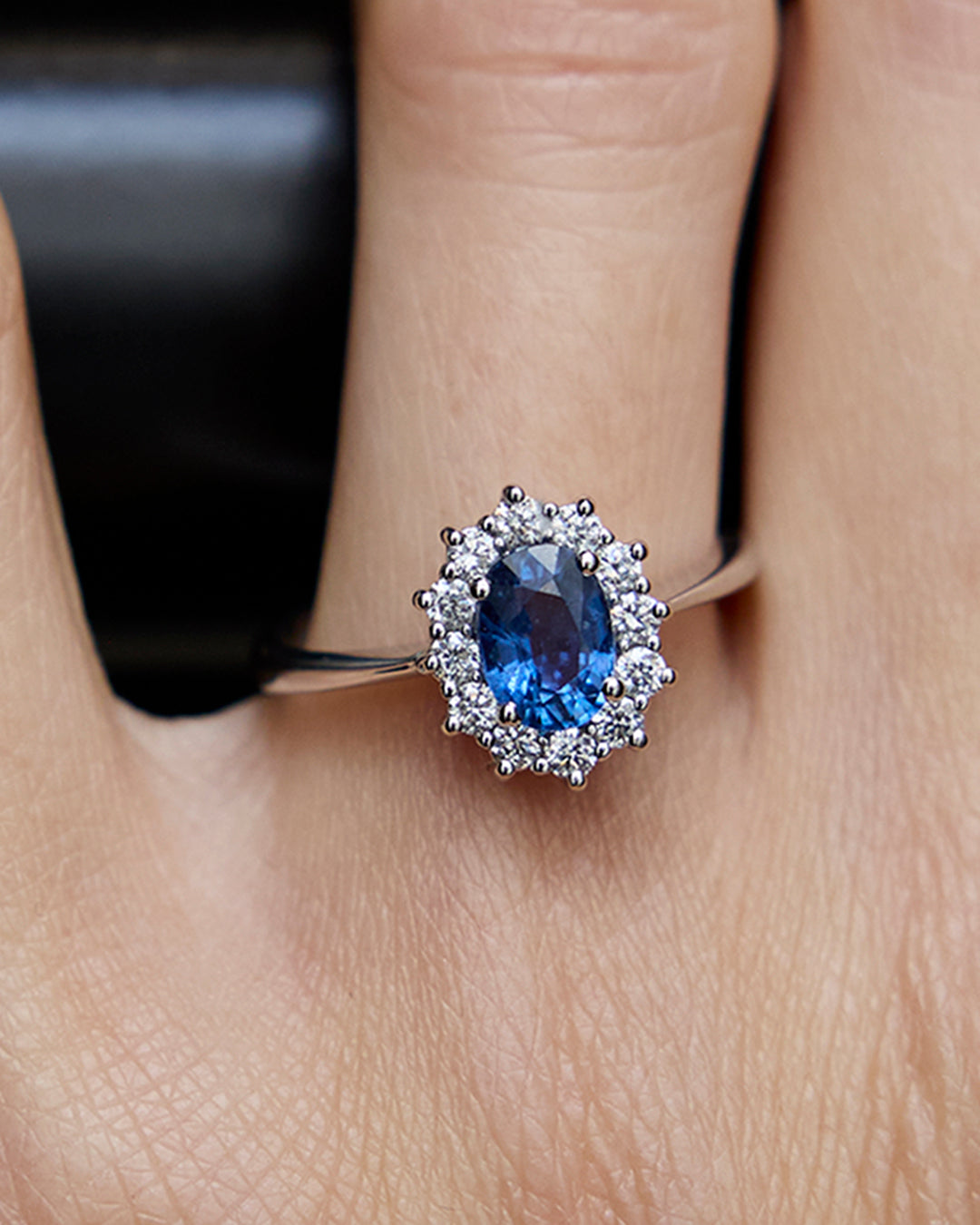 AZURELL SAPPHIRE DIAMOND RING