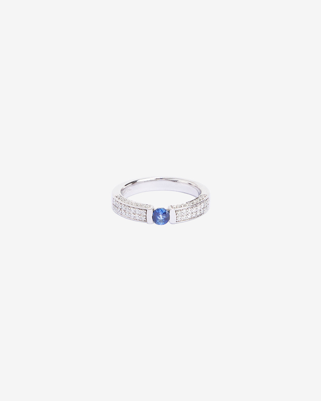 BLEU SAPPHIRE DIAMOND RING