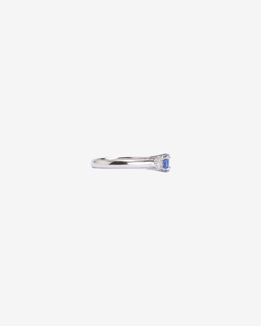 ELISE SAPPHIRE DIAMOND RING