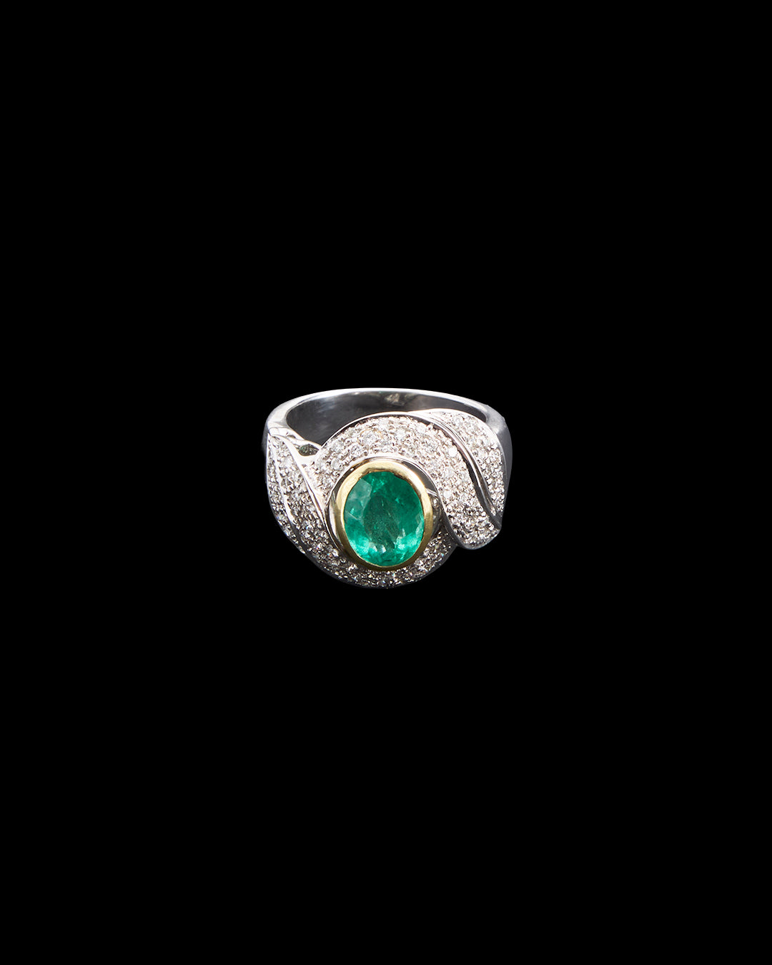 Maison Verde Diamond & Emerald Ring 13.4 g 18K White Gold