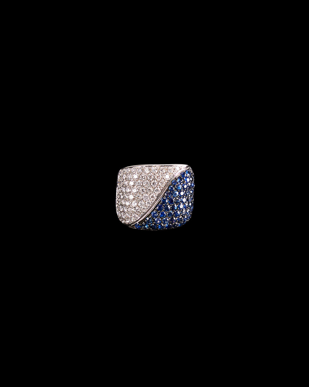 Lune Bleue Vintage Ring