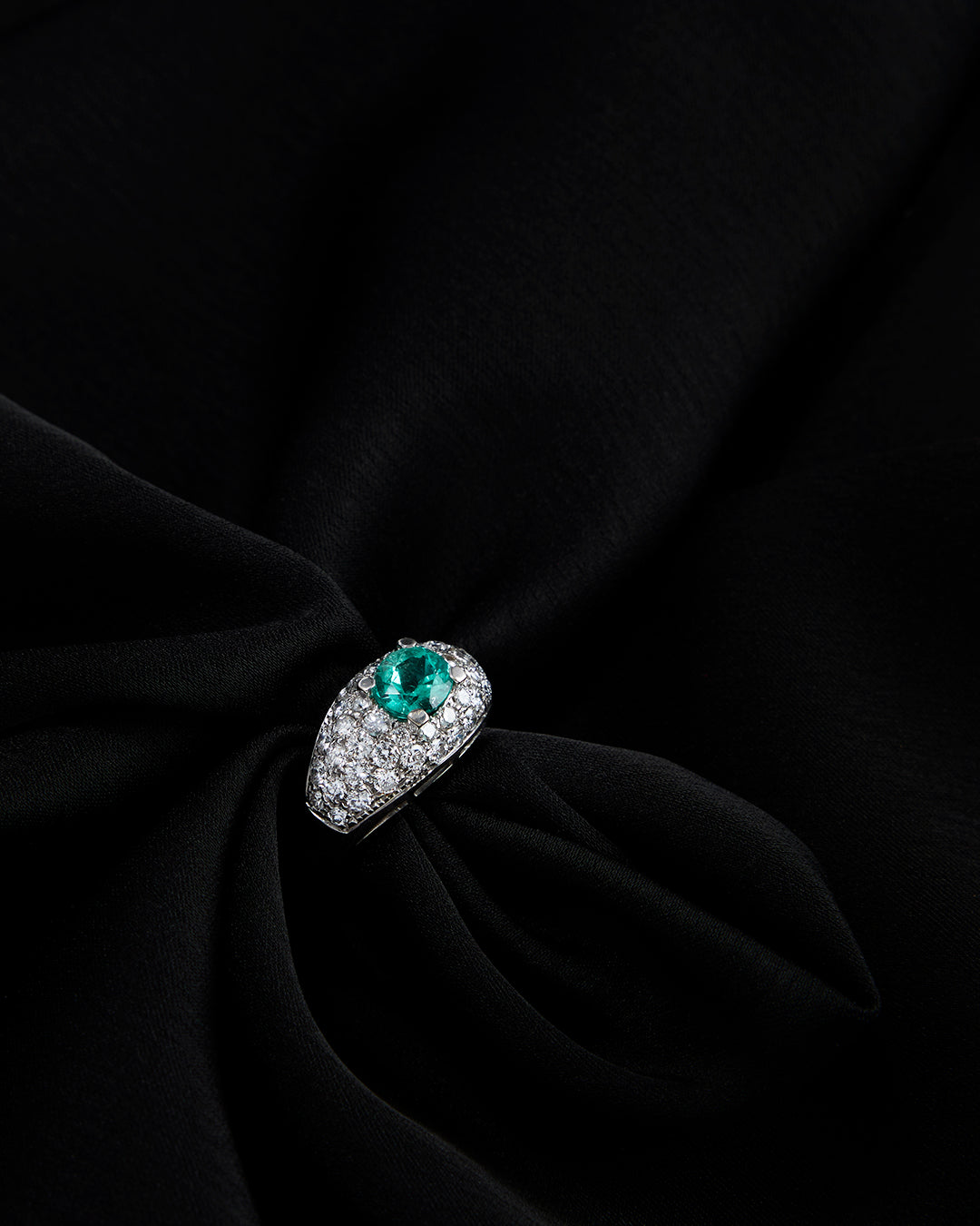 Celeste Emerald Ring 7.4 g 18K White Gold