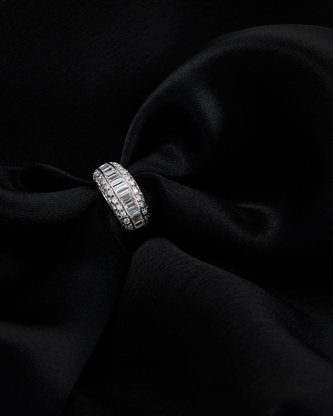 Icon Diamond Ring 6.9 g 18K White Gold