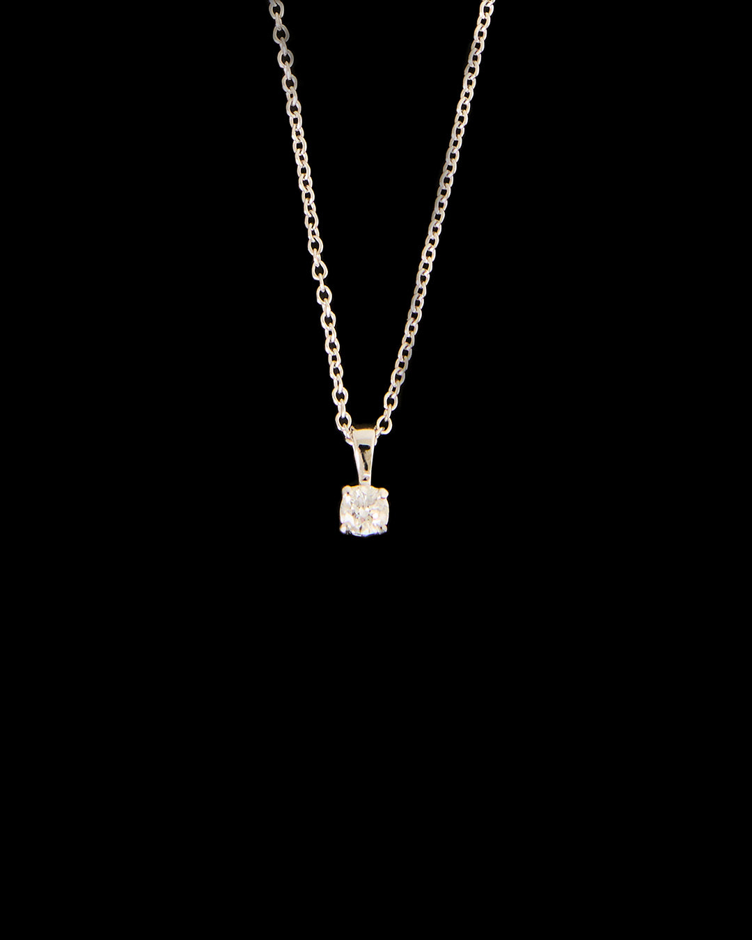 Lunette Diamond Pendant Necklace 1.63 g 18K White Gold