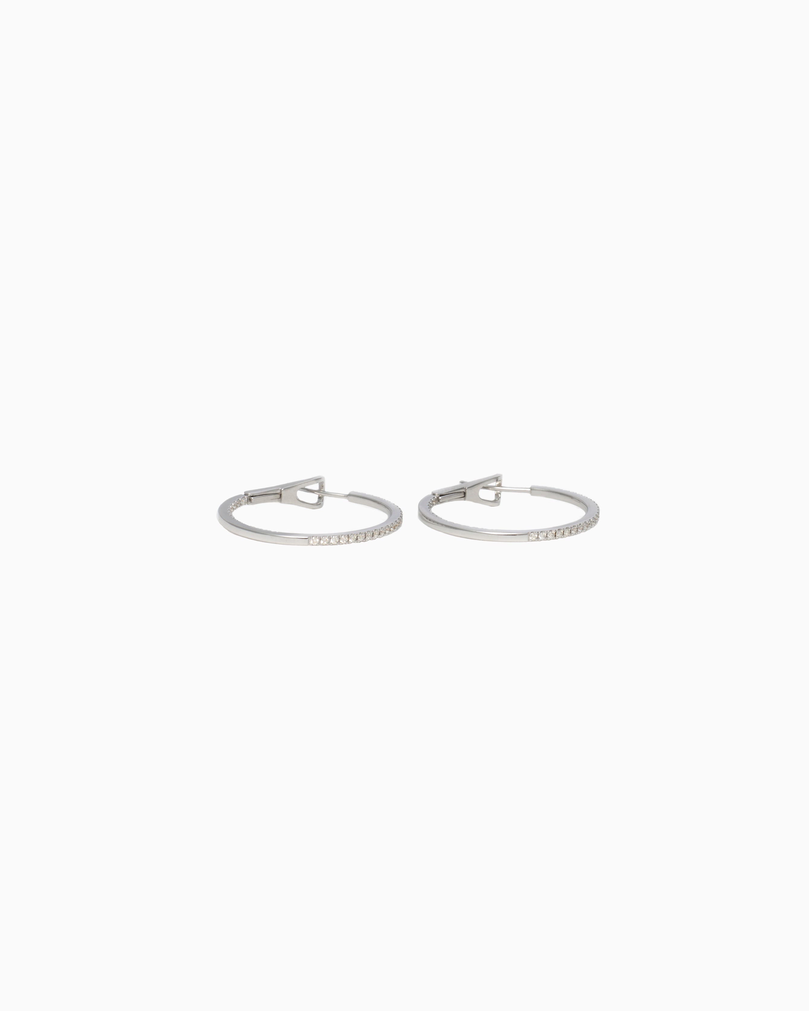 Avenne Diamond Hoop Earrings Medium