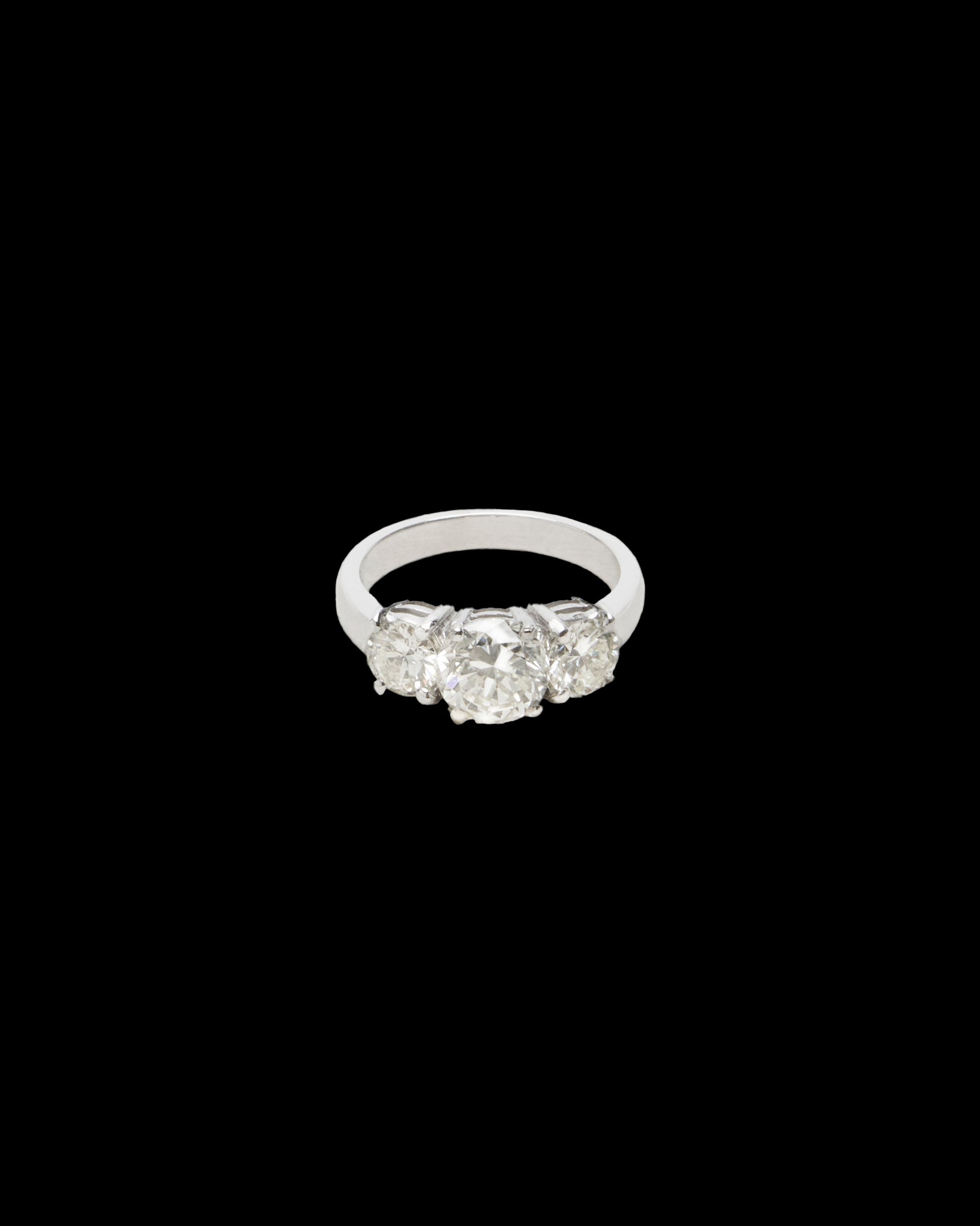 Trinelle Diamond Vintage Ring