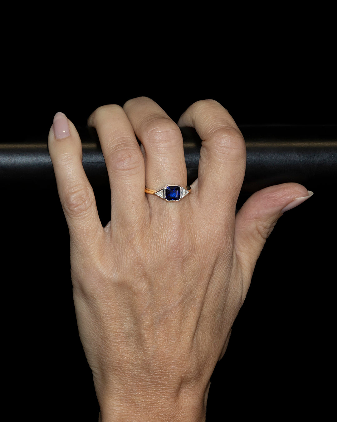 Zarielle Sapphire & Diamond Vintage Ring